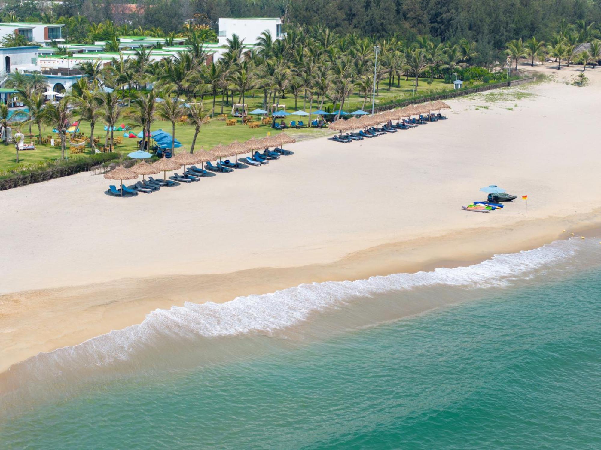 Wyndham Hoi An Royal Beachfront Resort & Villas An Bàn Kültér fotó